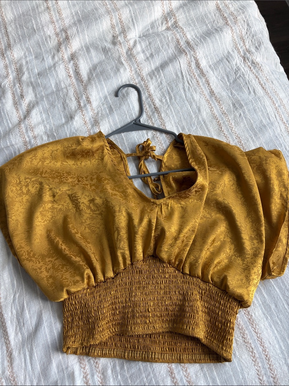 Women’s Mustard Gold Puff-Sleeve Smocked Crop Top